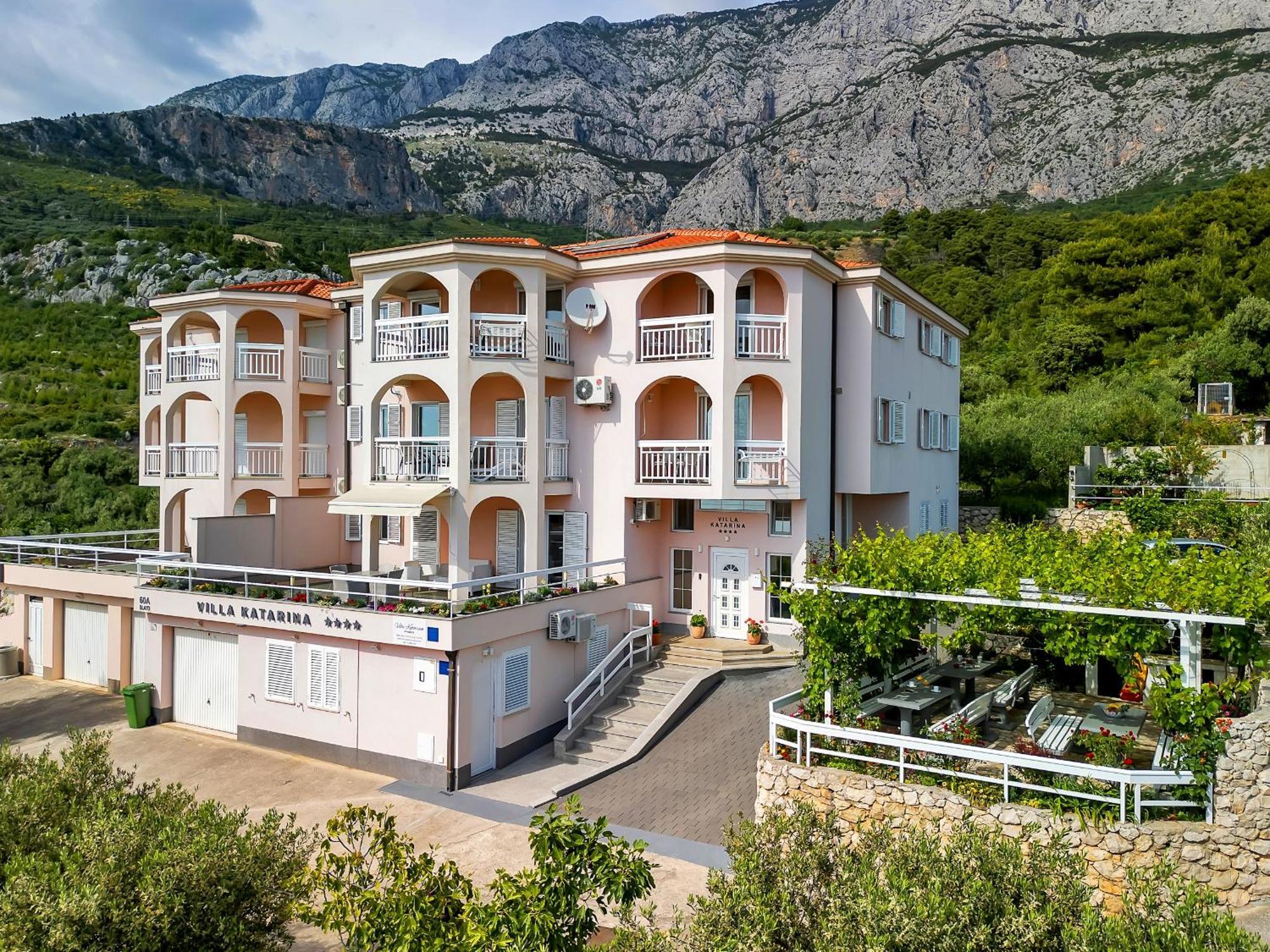 Apartments Villa Katarina Tucepi Exterior photo