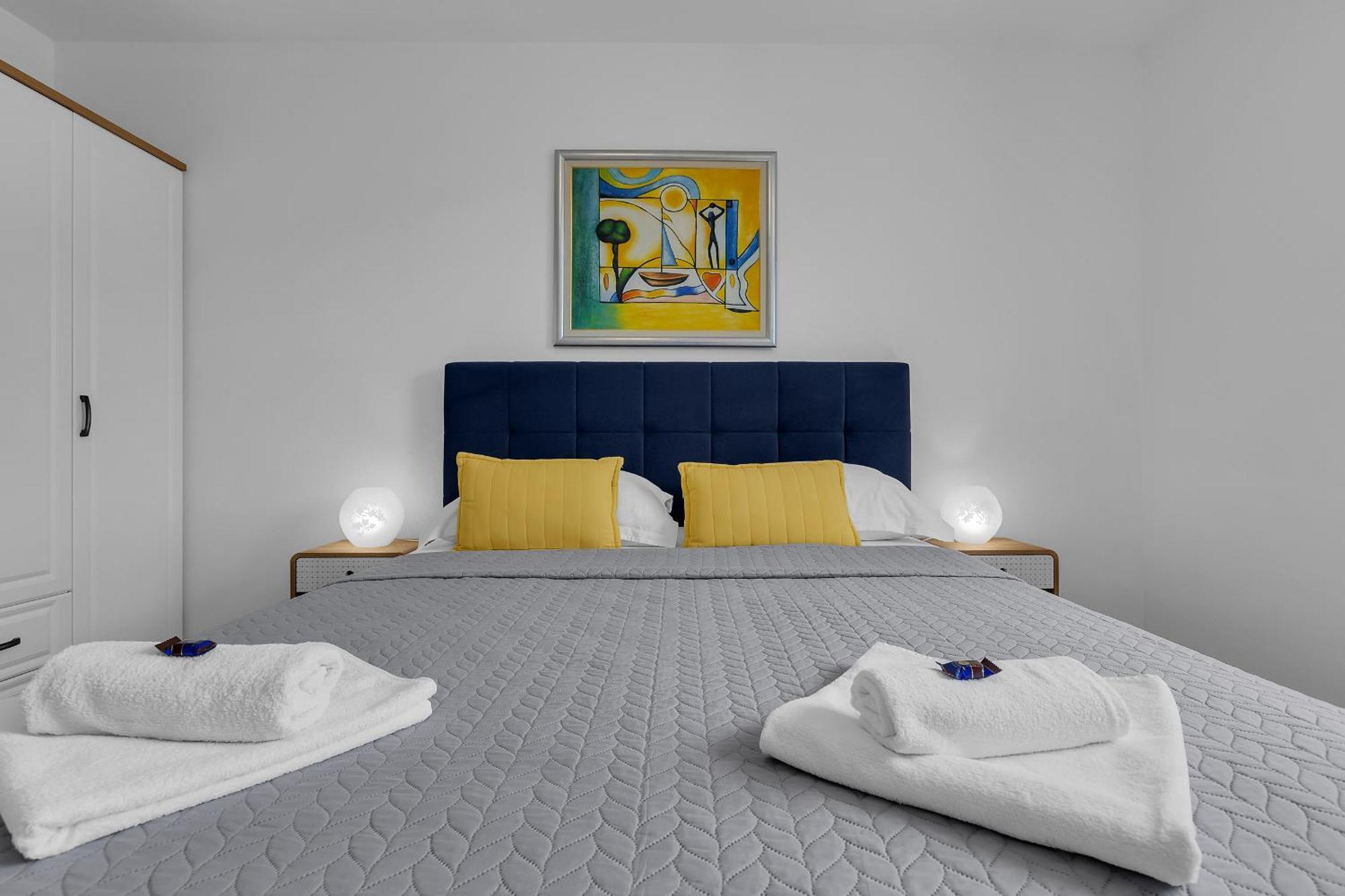 Apartments Villa Katarina Tucepi Room photo
